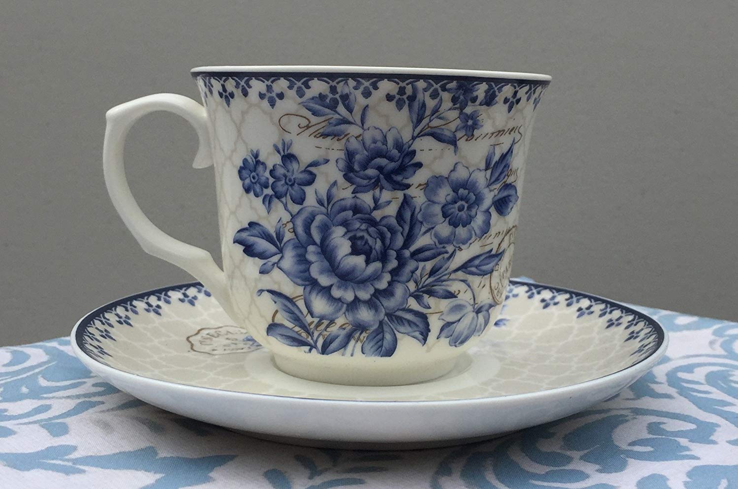 BTäT- Floral Tea Set (Blue) – BTAT