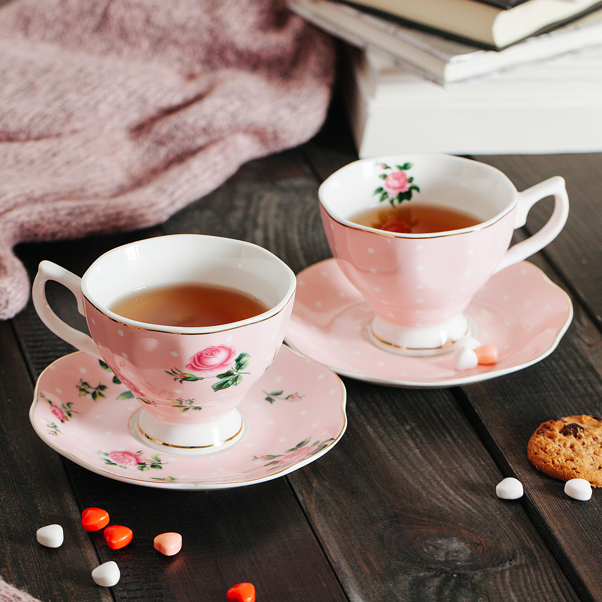 BTaT- Floral Tea Pot, Teapot, Porcelain Teapot, 38 oz, Floral Teapot, Bone  China Teapot for Tea Set, Ceramic Tea Kettle, Tea Pots for Tea Cup, Tea Pot