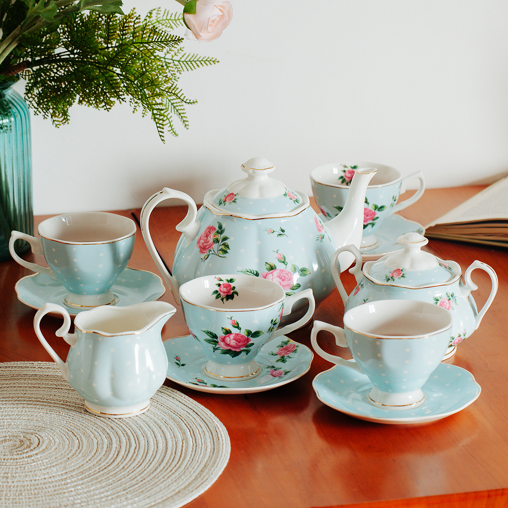 BTäT- Floral Tea Set (Blue) – BTAT