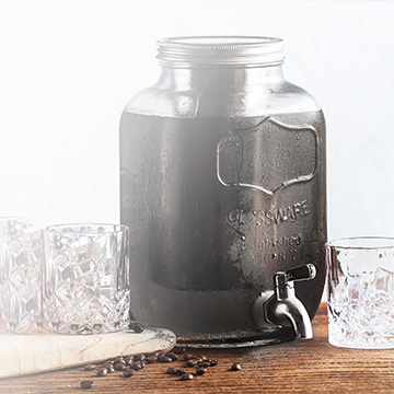 https://www.brewtoatea.com/wp-content/uploads/2019/04/WITHOUT-TEXT-COLD-BREW-MAKER.jpg